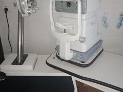-视野联行眼镜蔡司·依视路官方授权店(顺城店)