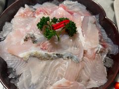 -尚尚仙·酸汤猪手·猪肚鸡火锅(华联万柳购物中心店)