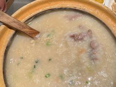 生滚牛肉粥-潮界(虹桥新天地店)