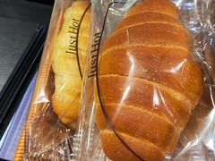 -JUST HOT佳禾欧包(大学城店)