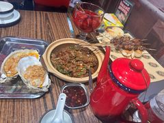 -蚝堡海鲜·威海菜·海肠捞饭·烧烤·亚洲吃蚝公司(幸福门店)