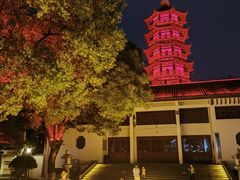 -绳金塔