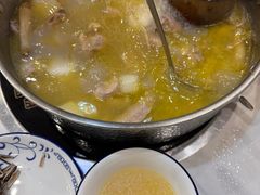 -朴小妹人参鸡汤火锅(长白山万达店)