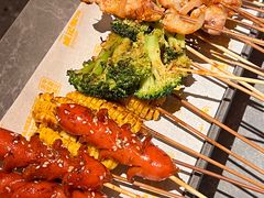 -威记烧嘢·南宁烧烤·超级生牛(绿地店)