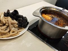 -爱客得牛排海鲜烤肉·火锅自助(春熙路黑金好店)