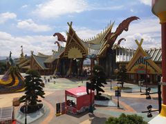 -七彩云南欢乐世界