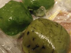 荠菜鲜肉青团-王家沙点心店(西康路店)