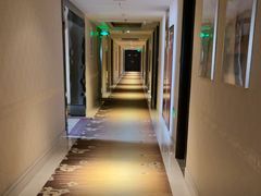 -锦龙国际酒店(天津奥体中心华苑地铁站店)