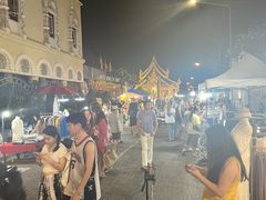 -周日夜市