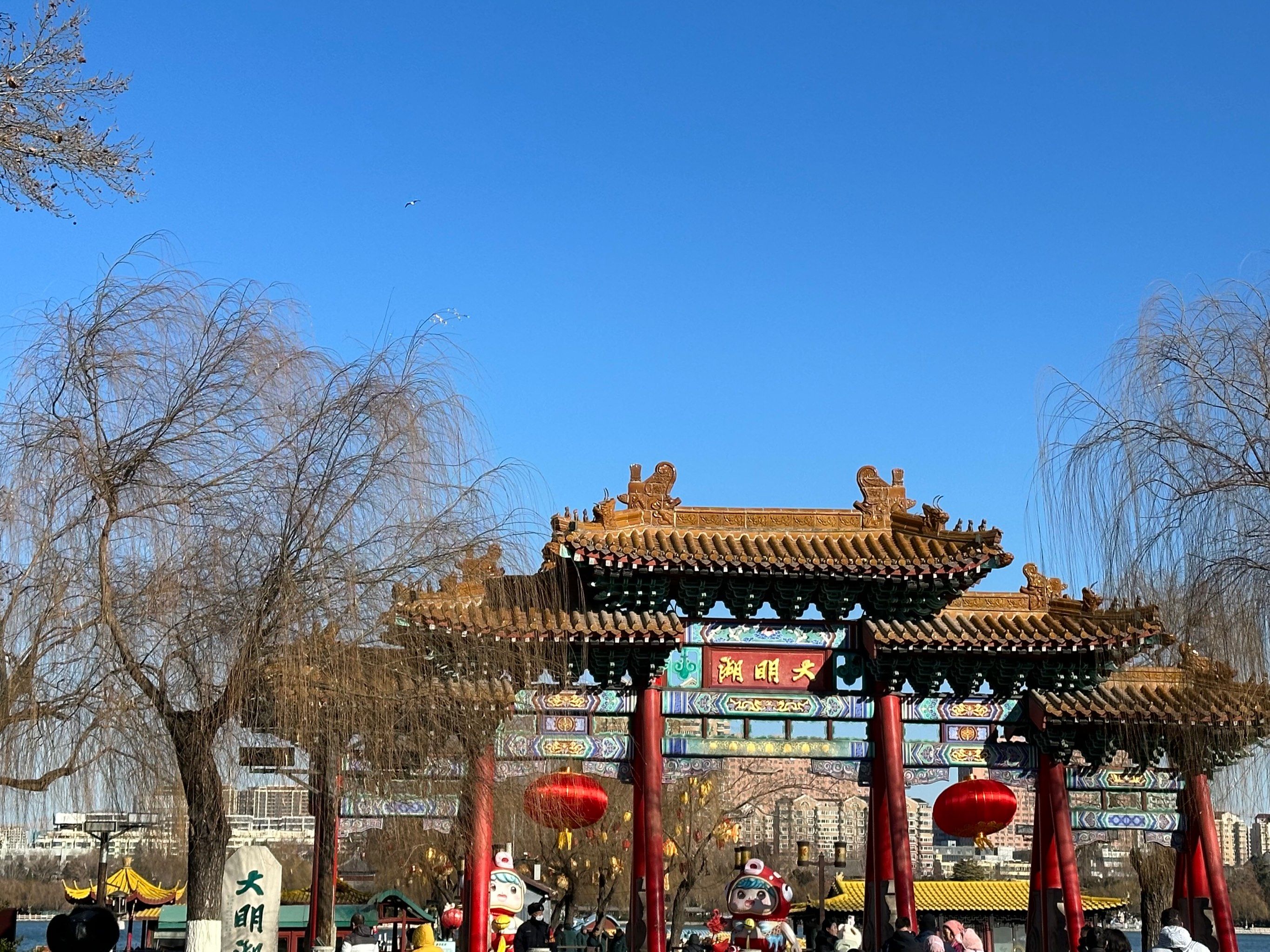 泉城二怪，泉城二怪指的是茶汤和甜沫对吗