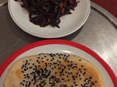 -聚首堂·特色小吃·肘子(什刹海德胜门店)