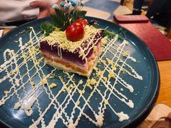 -米德维奇俄式西餐厅(西六道街店)