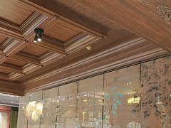 -八府香鸭·啫啫煲(华山路店)