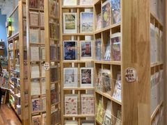 -猫的天空之城概念书店(杭州南宋御街店)