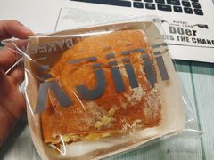杏仁牛奶芝士-Juicy Bakery(大学路店)