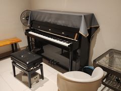 -朗韵钢琴学校(中环金界店)