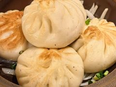啫啫手工鲜肉包-荷花亭·湖北融合菜(中商广场店)