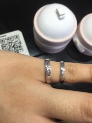 -威德钻石-克拉钻大本营(南京东路店)