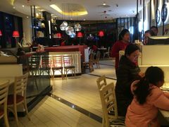 大堂-必胜客(武汉欢乐谷店)