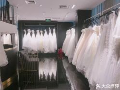 点击看大图 -GRACE KELLY婚纱与礼服(北京店)