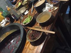 -黄潇洒老火锅(九眼桥宏济巷店)