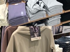 -优衣库(广州天河领展广场店)