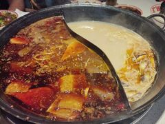 -蛙鱼潭美蛙鱼头火锅(解放碑瑞富广场店)