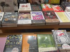 -百新书局(尚悦湾店)