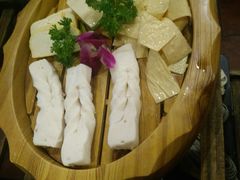 -滇釜火锅·能喝汤的火锅(车公庄店)