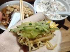 丝娃娃-怪噜范·老贵阳街头名小吃(数博万达店)