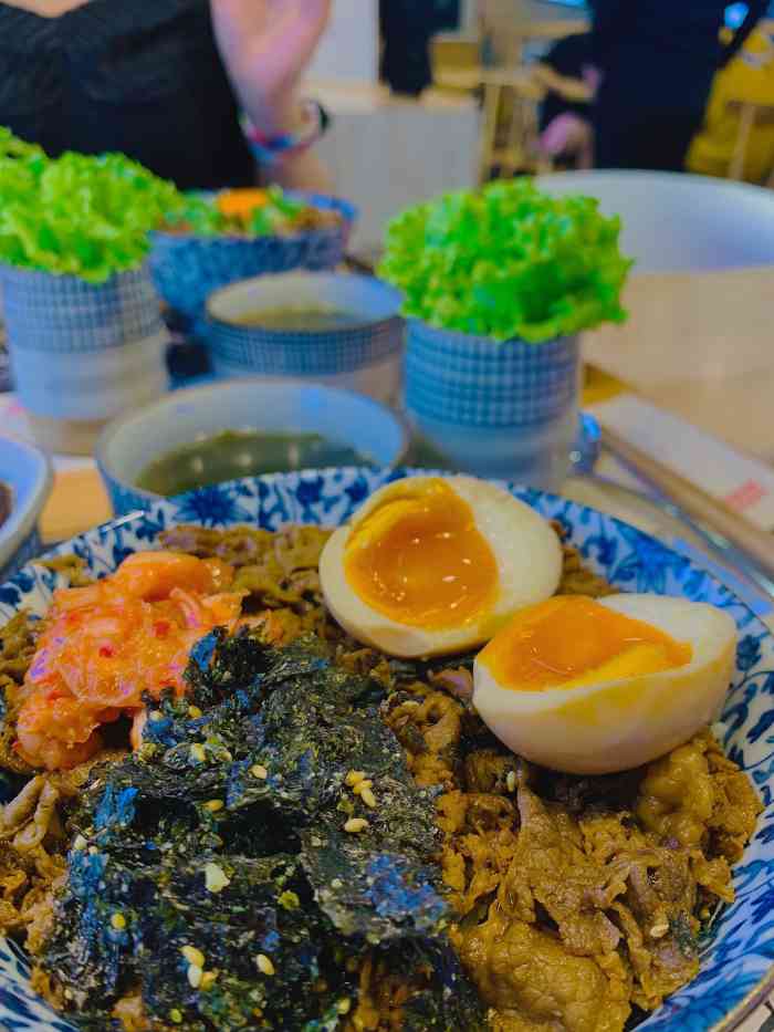 丼魂·日式烧肉丼饭(momopark店)-"这家店在momopark负一层,吉祥村地.