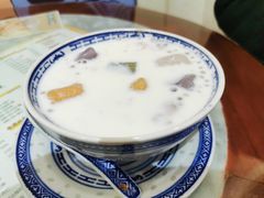 -黄氏许牛奶甜品餐厅(裕华万达店)