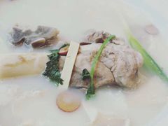 -拾味馆·浓鲜骨汤(光谷天地店)