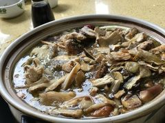 -东巴谷野生菌火锅餐厅