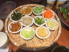 -包整·丝娃娃(一览甲秀楼风景店)