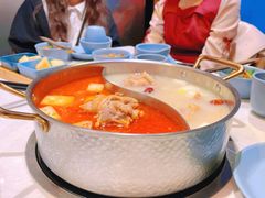 猪手鸳鸯锅-小街猪手(团结湖店)
