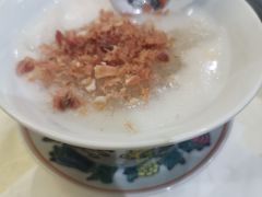 -壹零贰小馆(桂城石啃店)