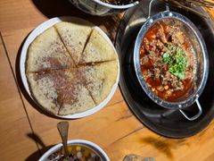 -大众跷脚牛肉馆·非遗传承单位(峨眉山店)