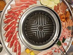 -哈哈碳都·牛肋条无限自助烤肉(宝龙店)