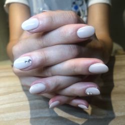 -AKIRA 安久日式美甲美睫