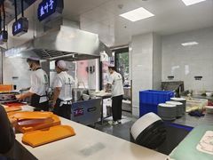 -兰河巷牛肉面(曲江店)