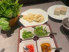 -鼎鼎香·港式火锅(北京SKP店)