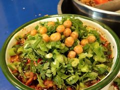 -马路边边串串香形象店(磐石路店)