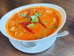 -Chom Cafe and Restaurant