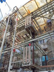 -PIPIKINGDOM皮皮王国欢乐号(欢乐海岸购物中心店)