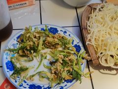 -热火朝天鲜切牛肉火锅(南强街巷店)