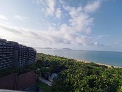 -三亚湾海居铂尔曼度假酒店