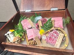 -山川小町·极番烧肉(新地假日广场店)