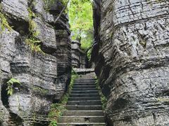 -梭布垭石林景区