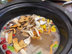 -菌乡缘·野生菌蒸汽鱼火锅(江边夜市店)